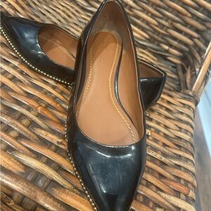 COACH VIVIANA BEADCHAIN BLACK
LEATHER SKIMMER FLATS IN SIZE 8.5